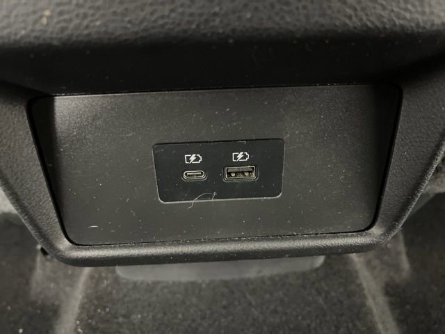 Used 2022 Nissan Rogue SV image 44