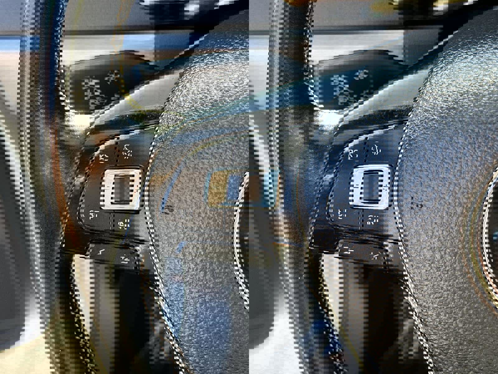 Used 2016 Volkswagen Jetta Sport image 24