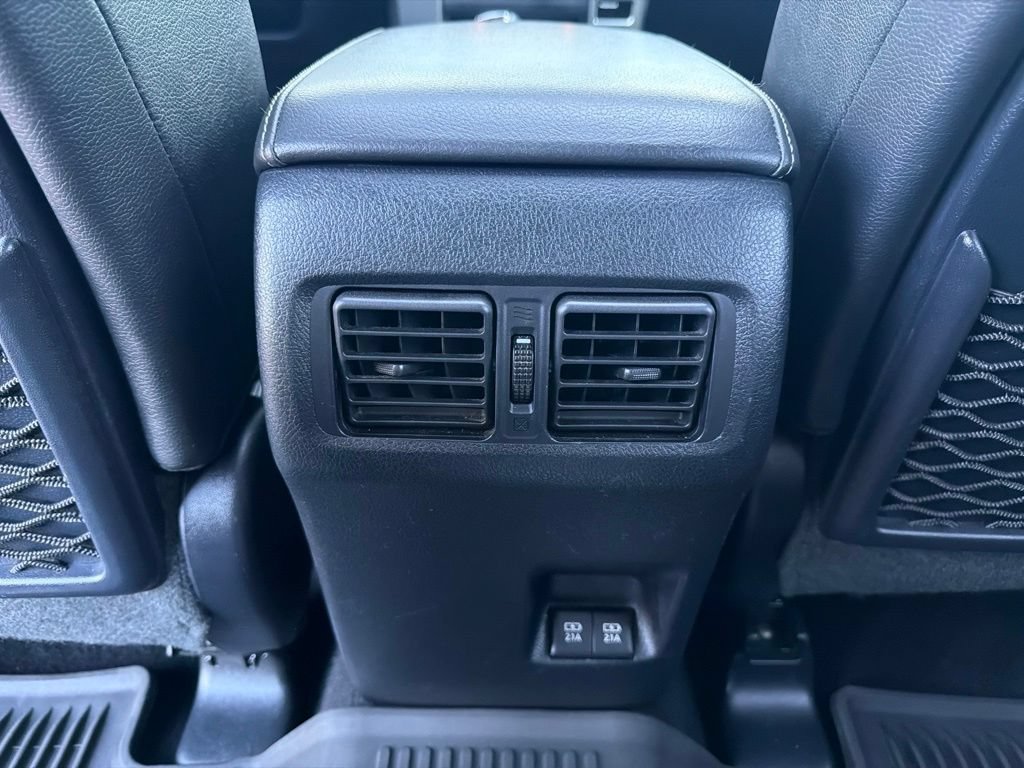 Used 2022 Toyota 4Runner Limited AWD/4WD image 24