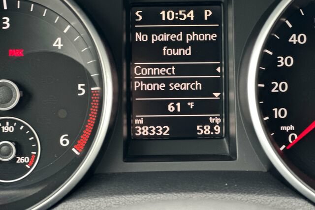 Used 2013 Volkswagen Golf TDI FWD image 25