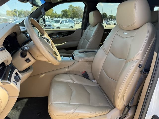 Used 2020 Cadillac Escalade Platinum RWD image 24