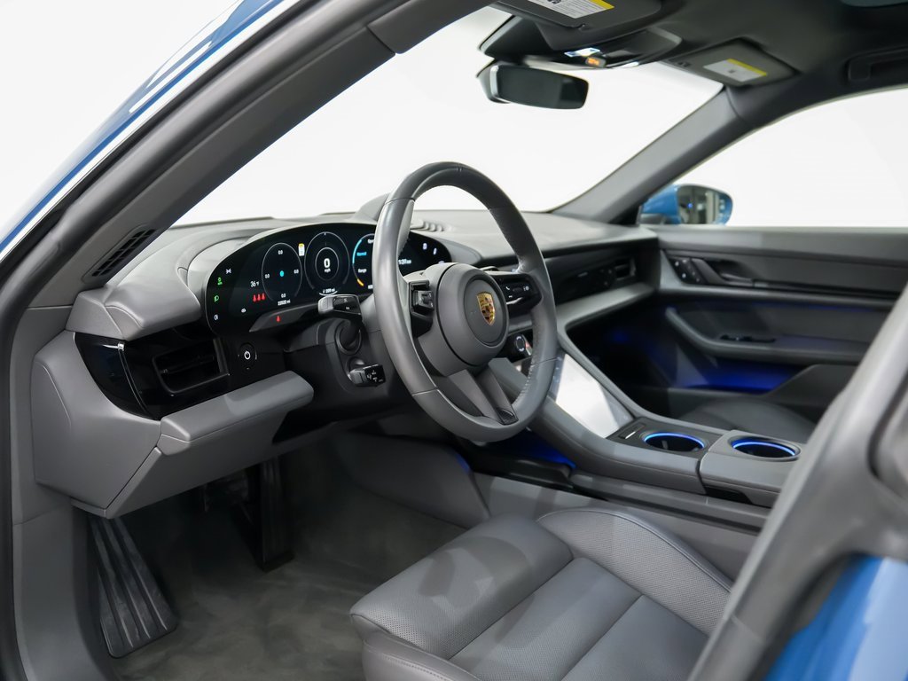 Certified 2022 Porsche Taycan 4S image 4