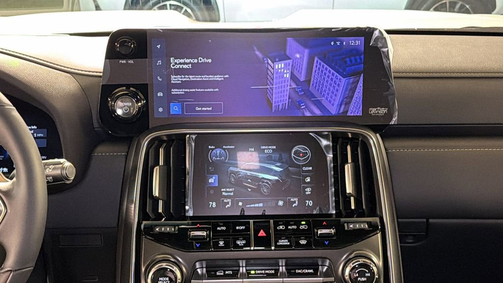 New 2026 Lexus LX 700h Luxury image 17