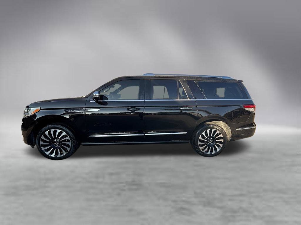 Used 2022 Lincoln Navigator L Black Label AWD/4WD image 8