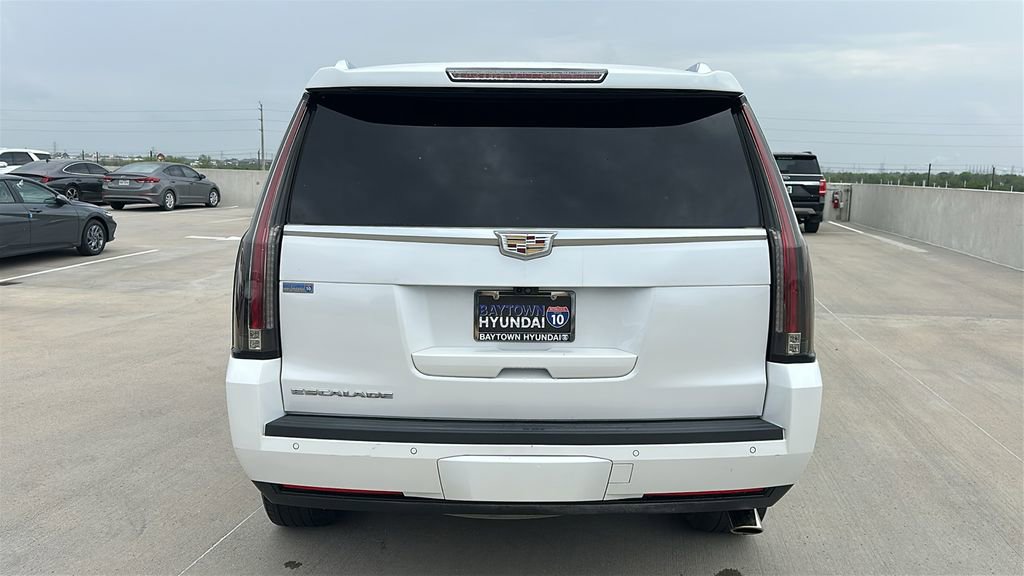 Used 2018 Cadillac Escalade Premium Luxury image 12