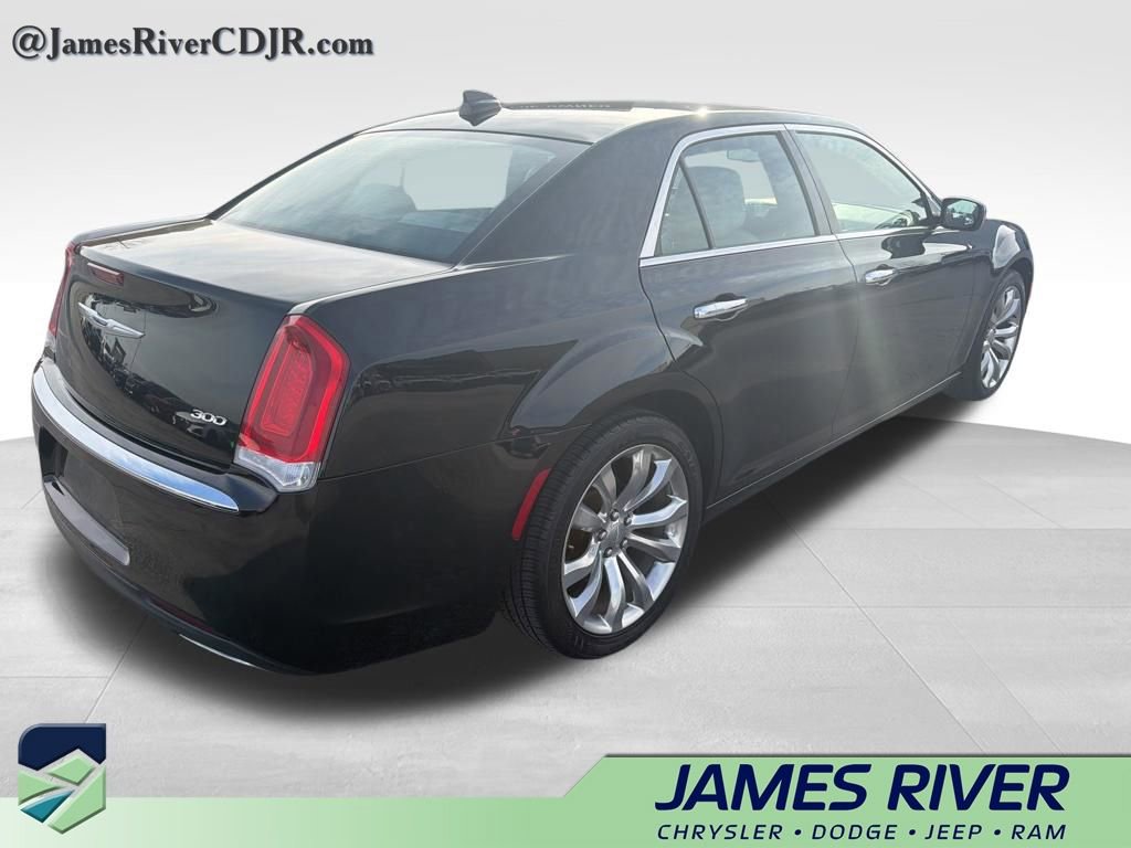 Used 2019 Chrysler 300 Limited image 6