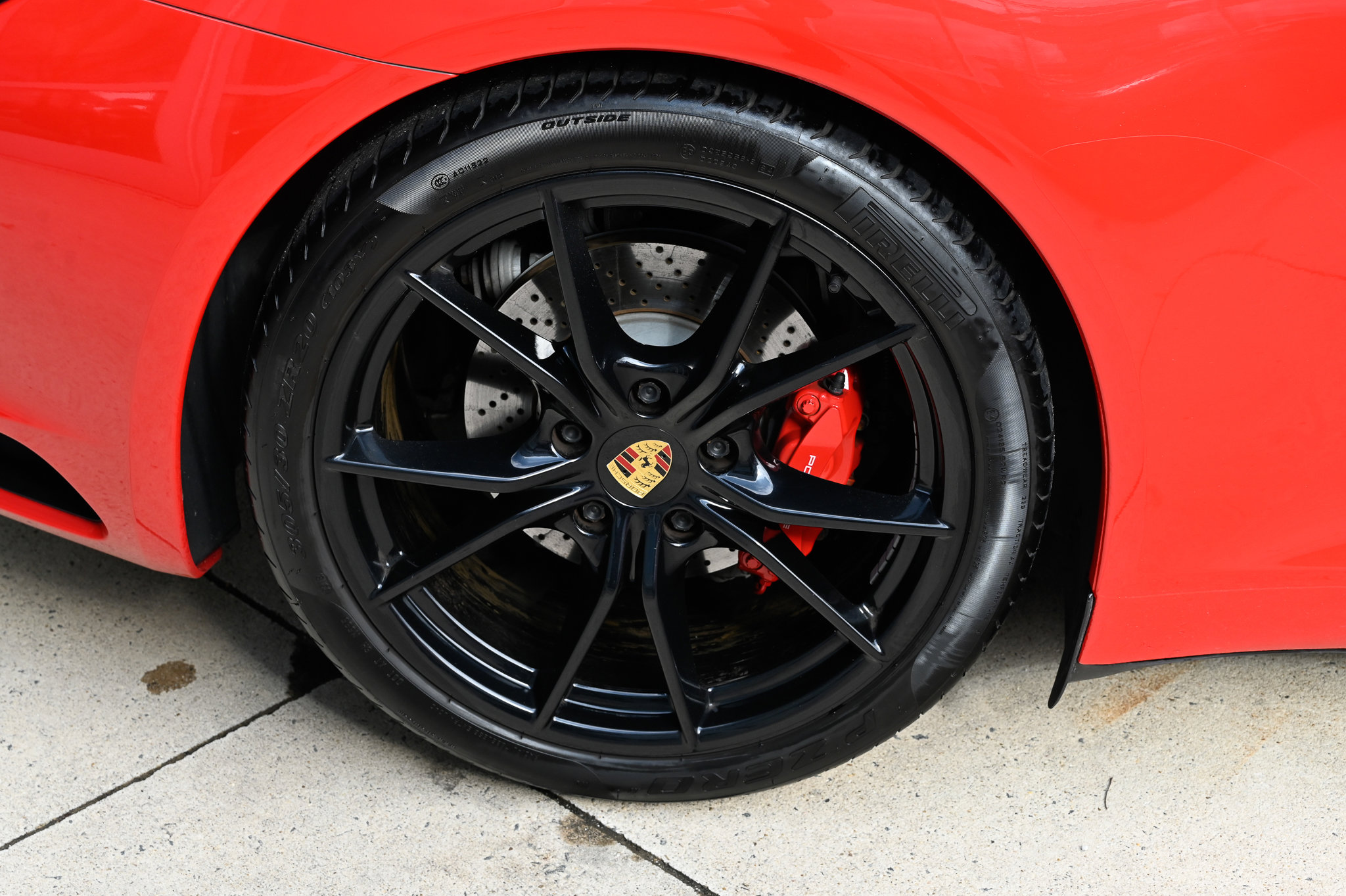 Used 2018 Porsche 911 Carrera S image 11