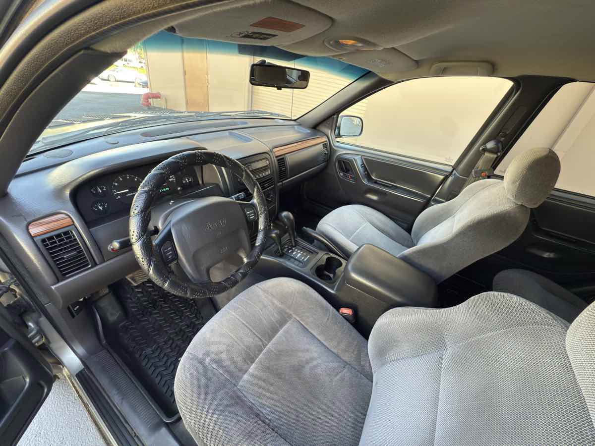 Used 1999 Jeep Grand Cherokee Laredo image 45