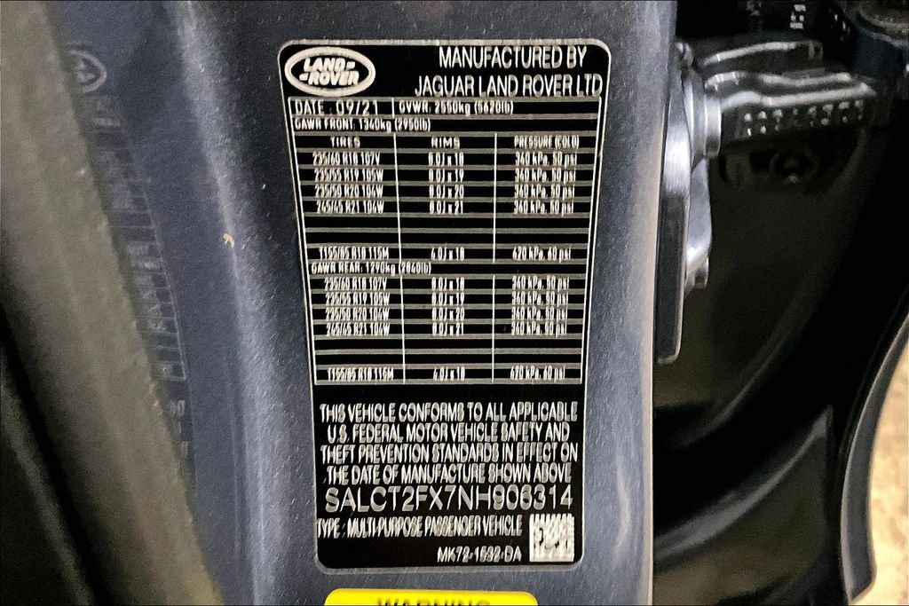 Certified 2022 Land Rover Discovery Sport S R-Dynamic AWD/4WD image 17