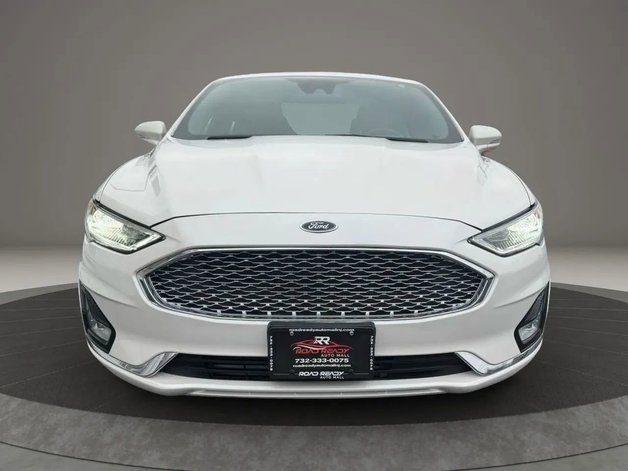 Used 2019 Ford Fusion Energi Titanium image 3