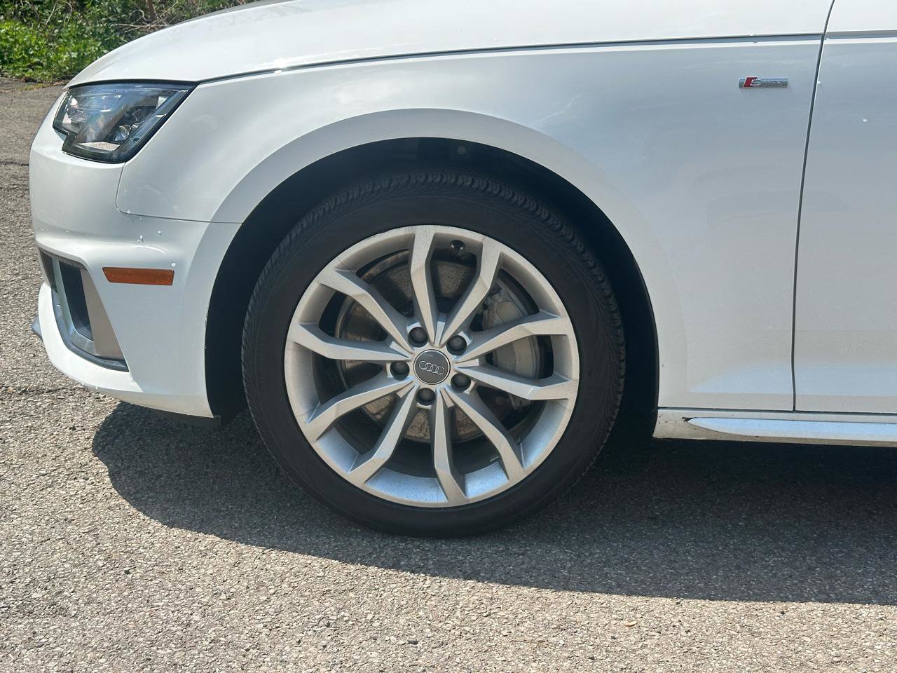 Used 2019 Audi A4 2.0T Premium w/ Convenience Package AWD/4WD image 5