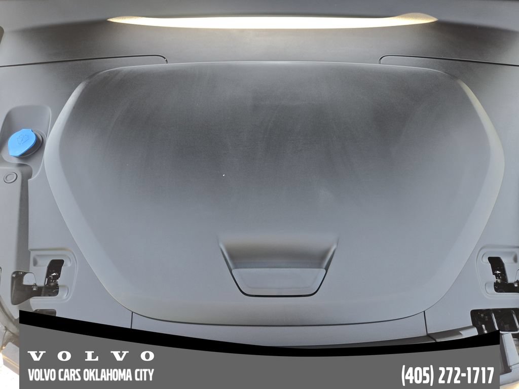 Certified 2023 Volvo C40 P8 Recharge Ultimate AWD/4WD image 31