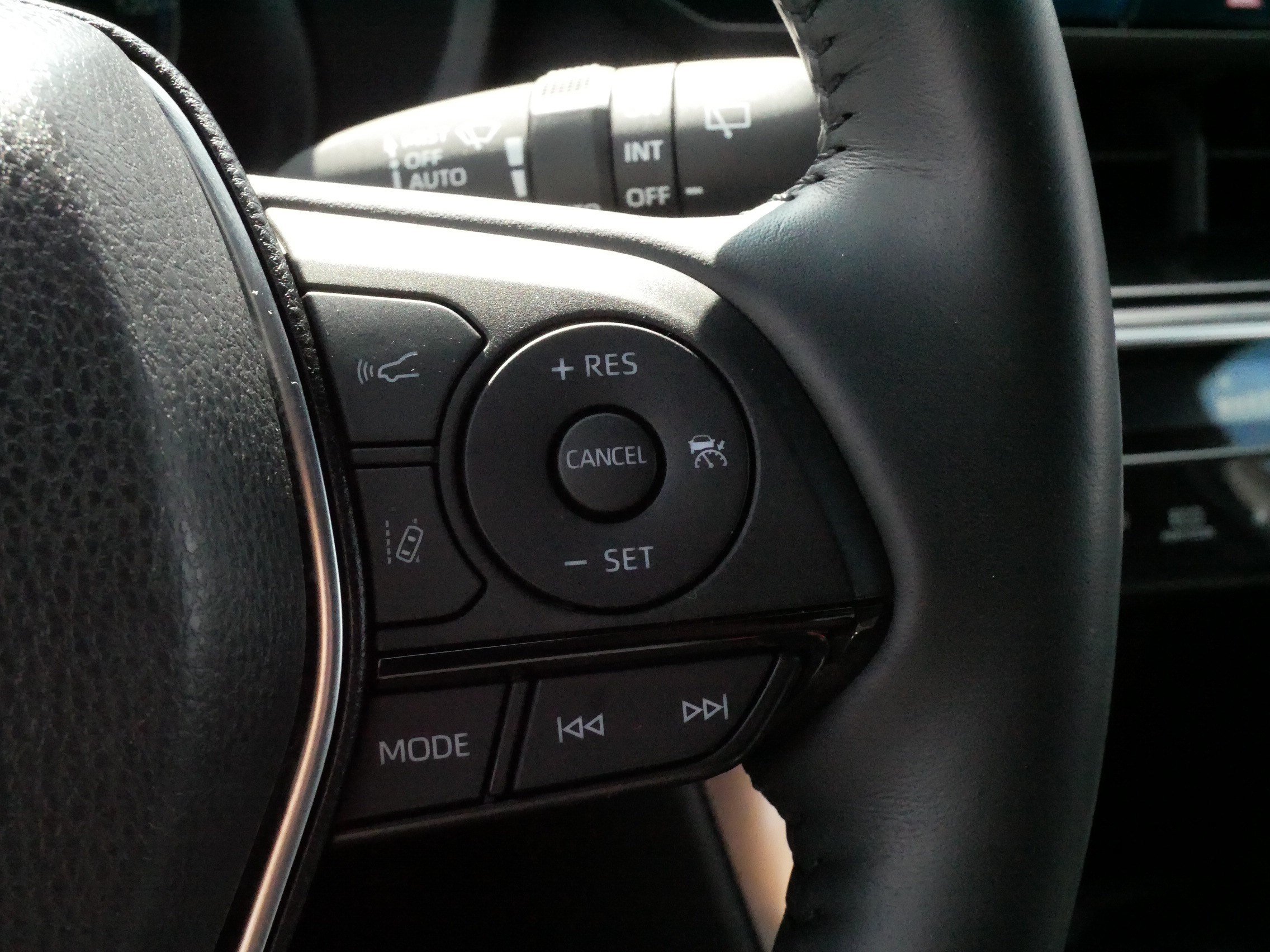 Certified 2024 Toyota Venza Limited AWD/4WD image 25