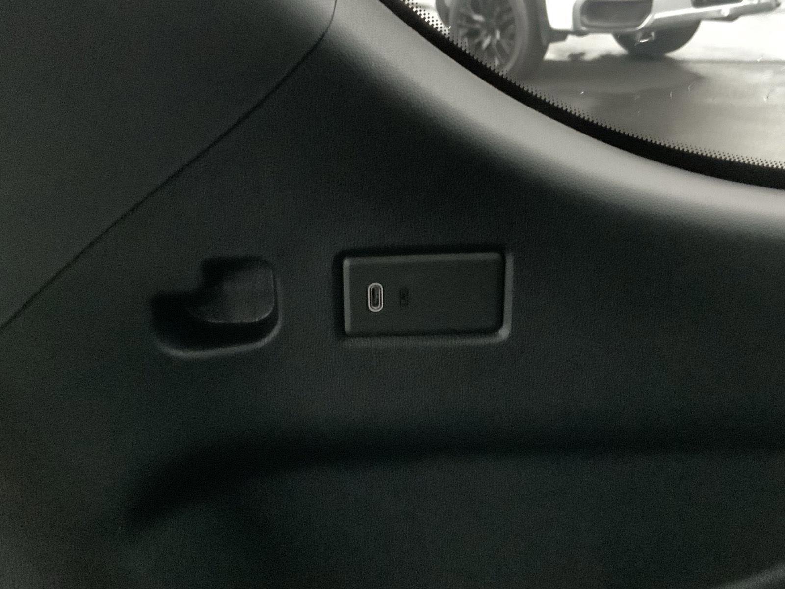 New 2026 Chevrolet Tahoe Premier w/ Sun And Tow Package image 62