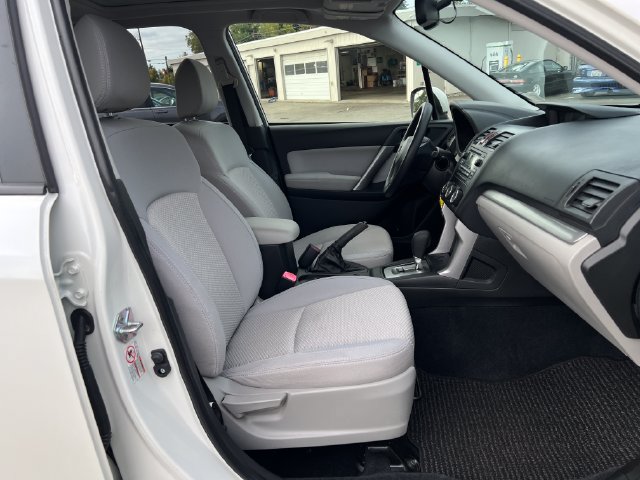 Used 2014 Subaru Forester 2.5i Premium w/ Popular Package #1 AWD/4WD image 9