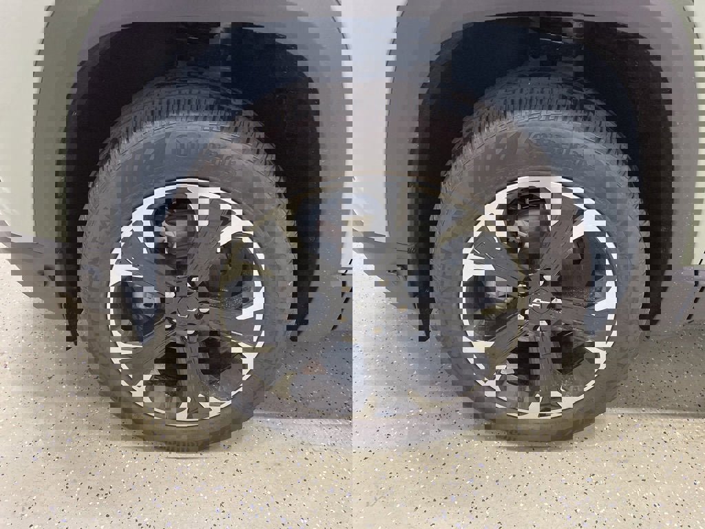 New 2026 Chevrolet Equinox LT w/ Convenience Package II image 8