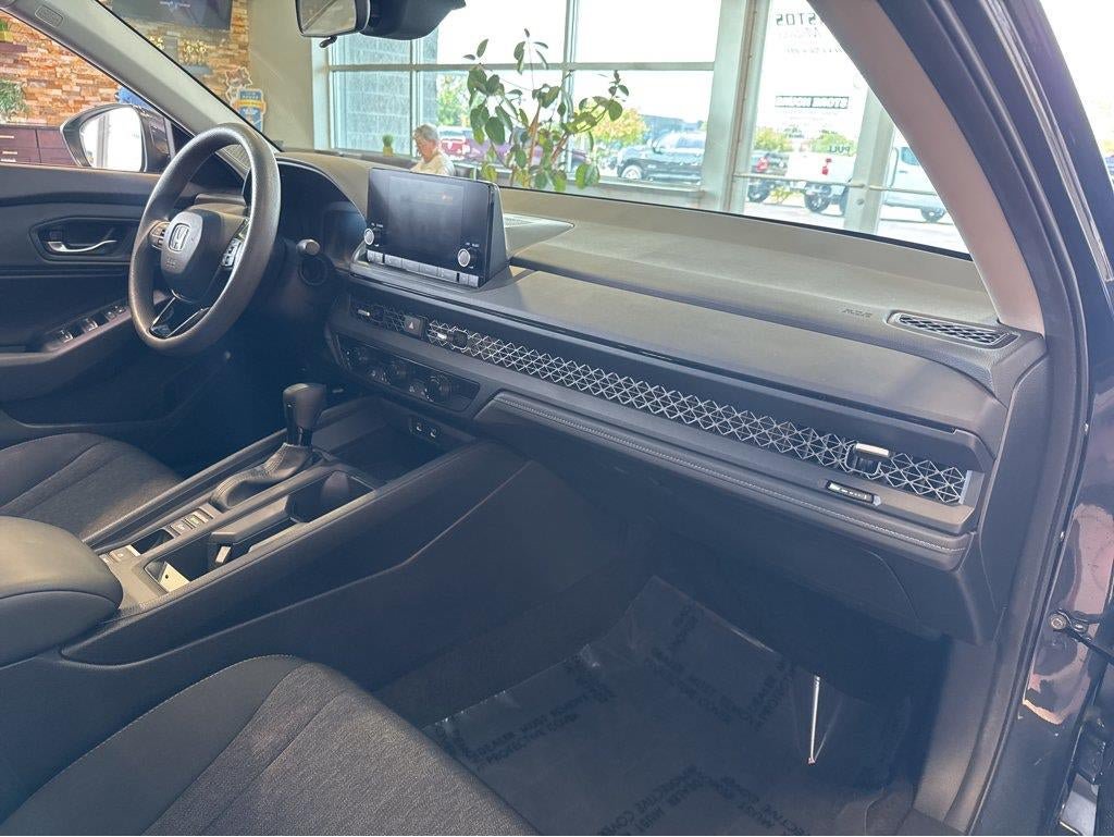 Used 2024 Honda Accord EX image 30