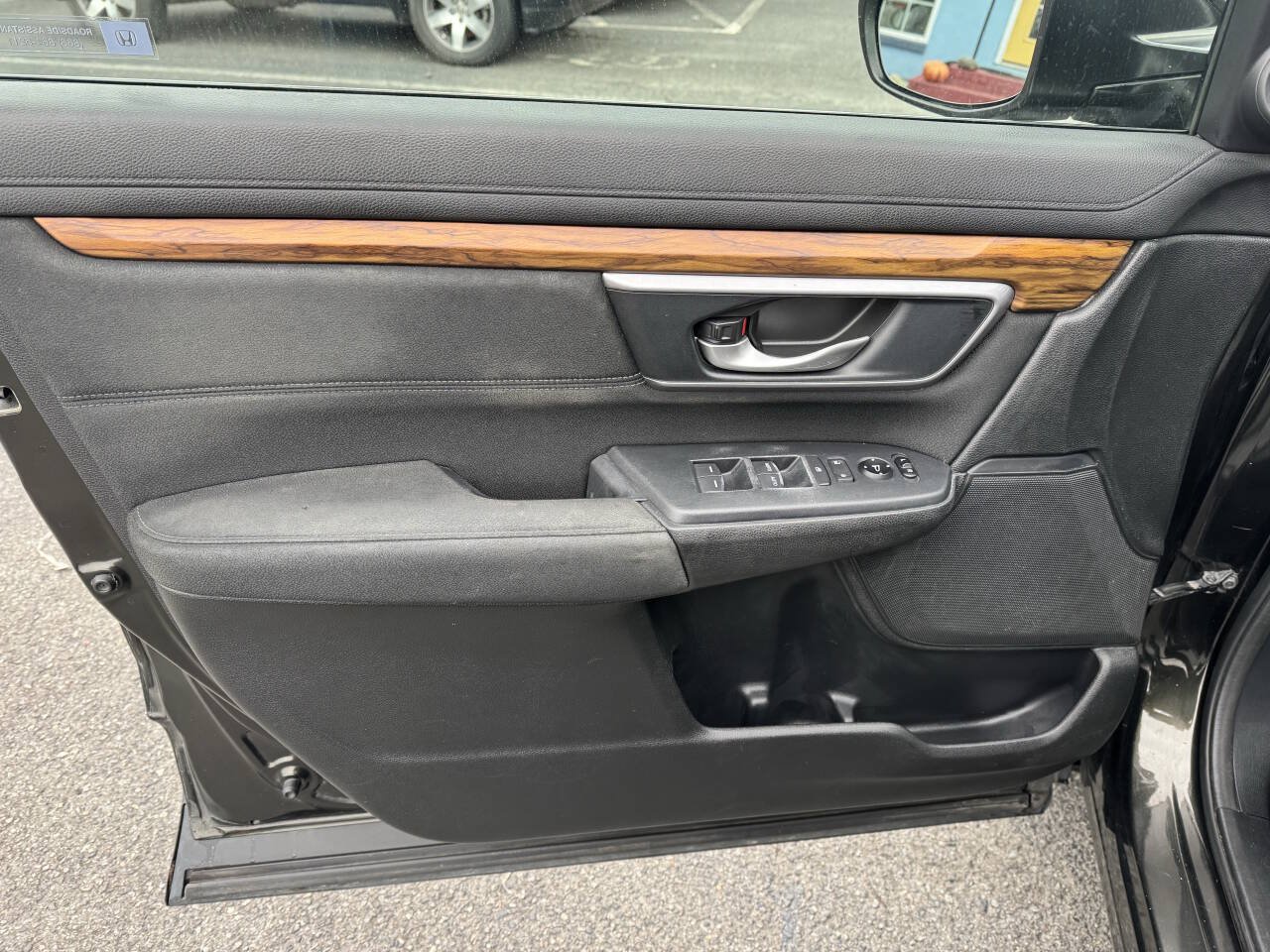Used 2017 Honda CR-V EX image 11