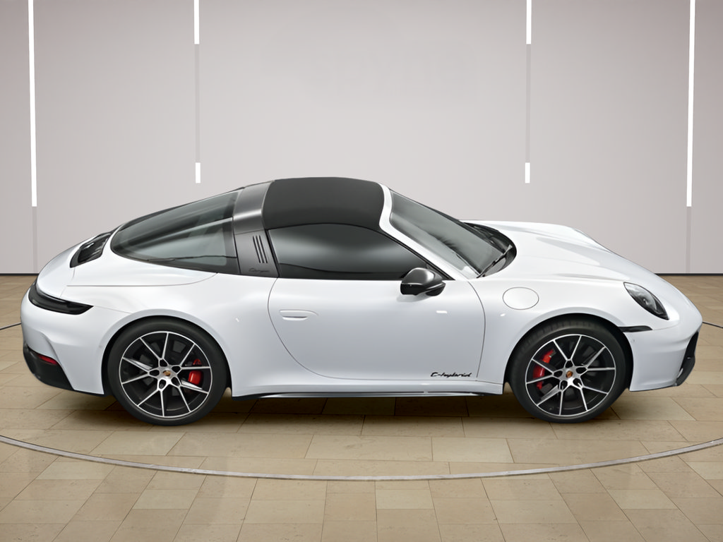 Certified 2025 Porsche 911 Targa 4 GTS AWD/4WD image 42
