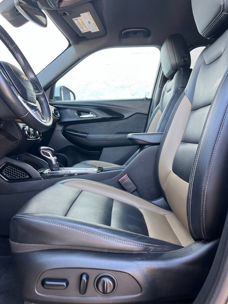 Used 2021 Chevrolet TrailBlazer ACTIV w/ Technology Package AWD/4WD image 7