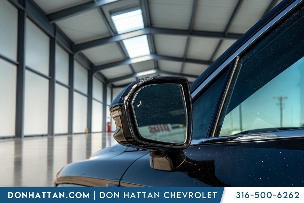 Used 2023 Lincoln Nautilus Reserve AWD/4WD image 32