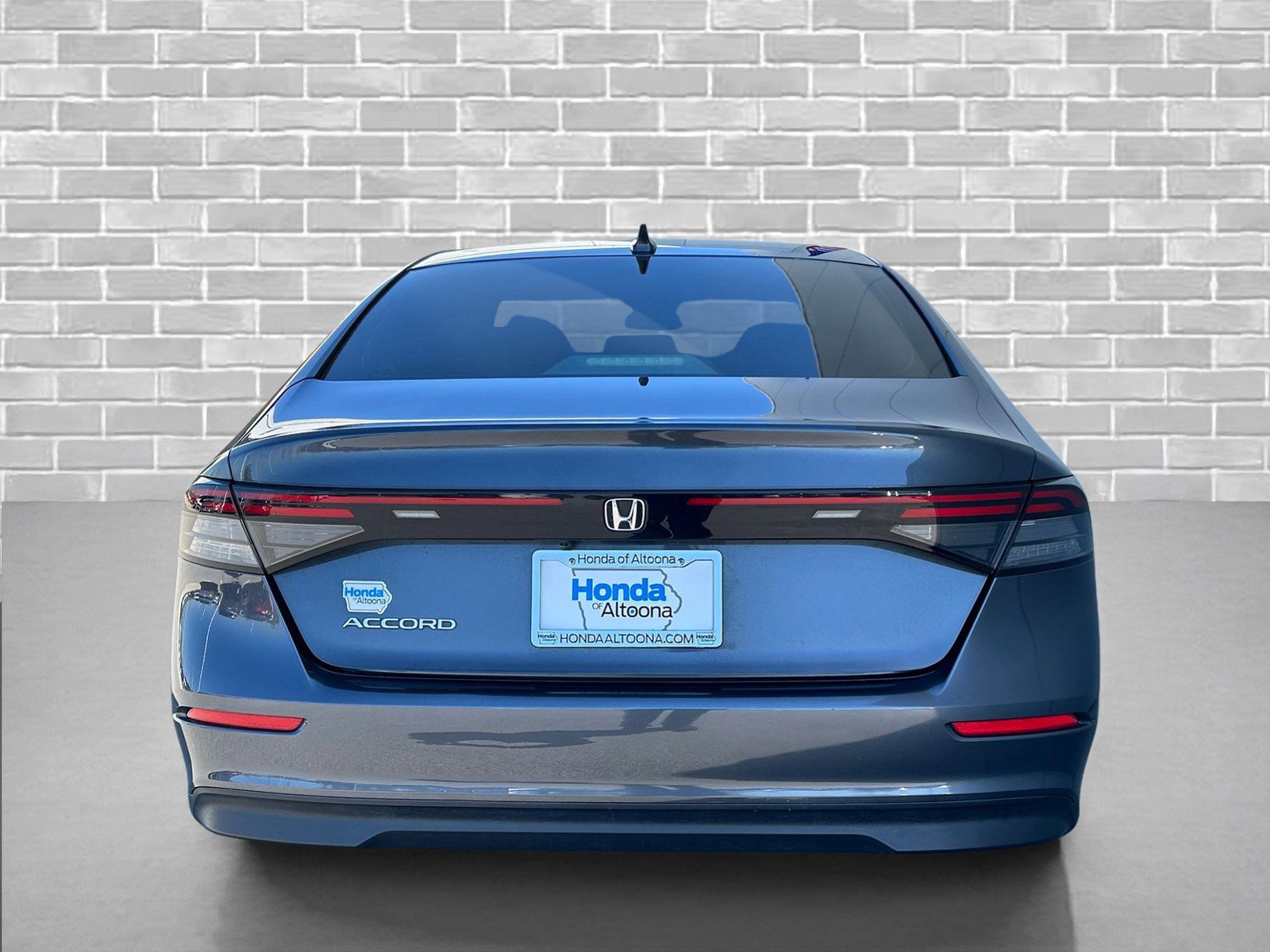 Used 2024 Honda Accord EX image 4