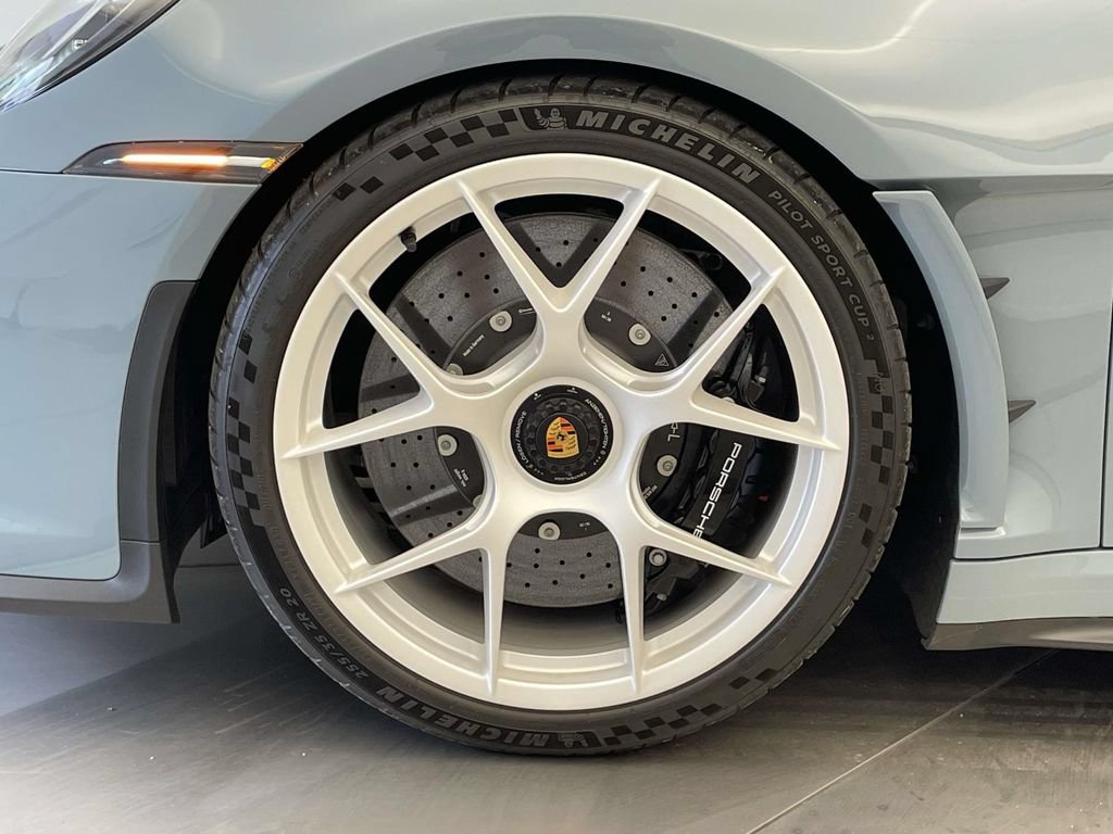 Certified 2024 Porsche 911 GT3 RS RWD image 11