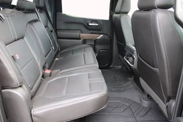 Used 2019 Chevrolet Silverado 1500 High Country w/ Technology Package image 22