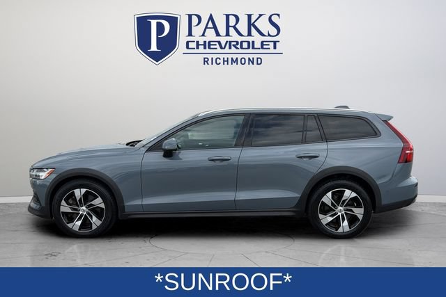 Used 2024 Volvo V60 B5 Cross Country Plus AWD/4WD image 4