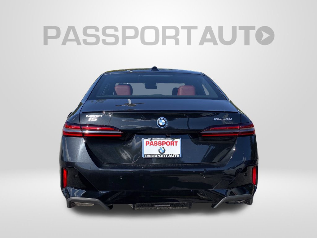 New 2027 BMW i5 xDrive40 w/ M Sport Package AWD/4WD image 5