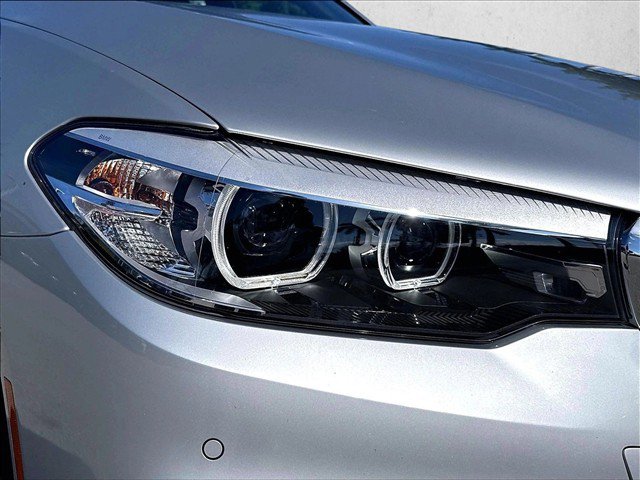 Used 2020 BMW 530i w/ Convenience Package RWD image 30