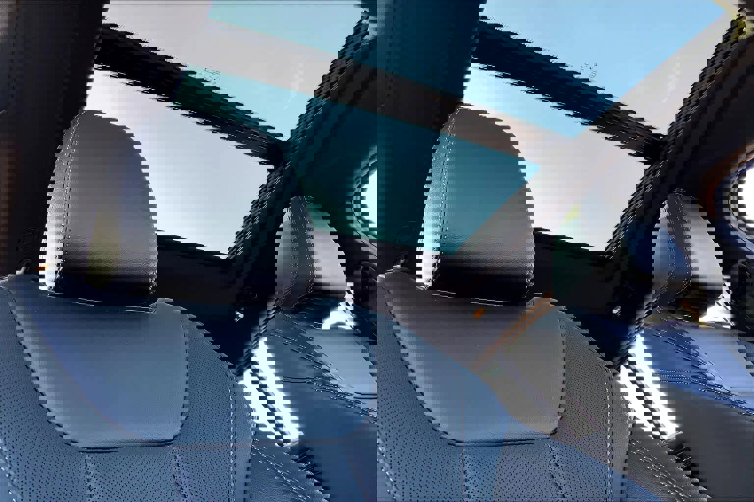 Used 2023 BMW X4 M40i w/ Parking Assistance Package AWD/4WD image 14