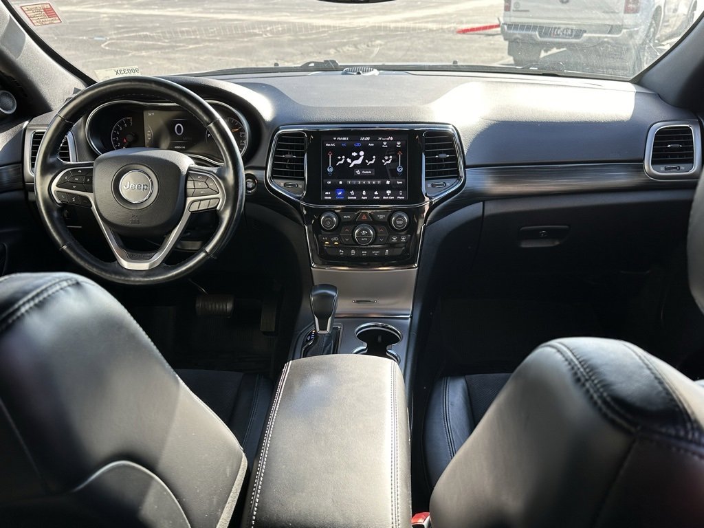 Used 2022 Jeep Grand Cherokee Laredo X image 18