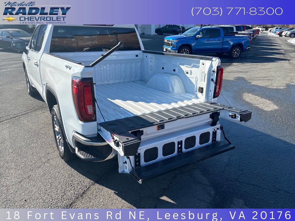 Used 2025 GMC Sierra 1500 SLT image 12