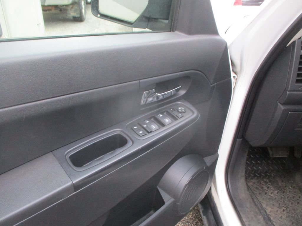 Used 2011 Jeep Liberty Sport w/ Popular Equipment Group AWD/4WD image 9