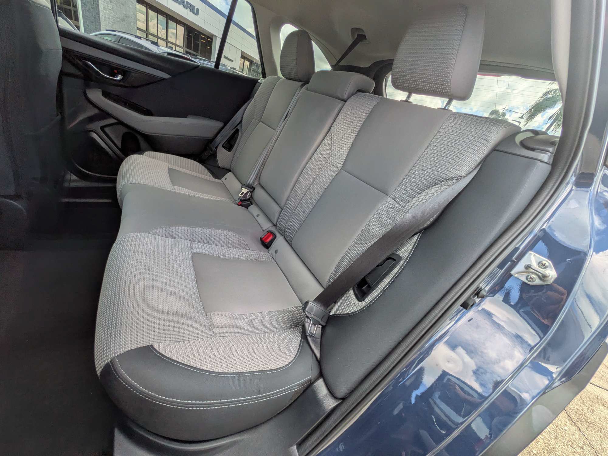 Certified 2025 Subaru Outback Premium AWD/4WD image 15