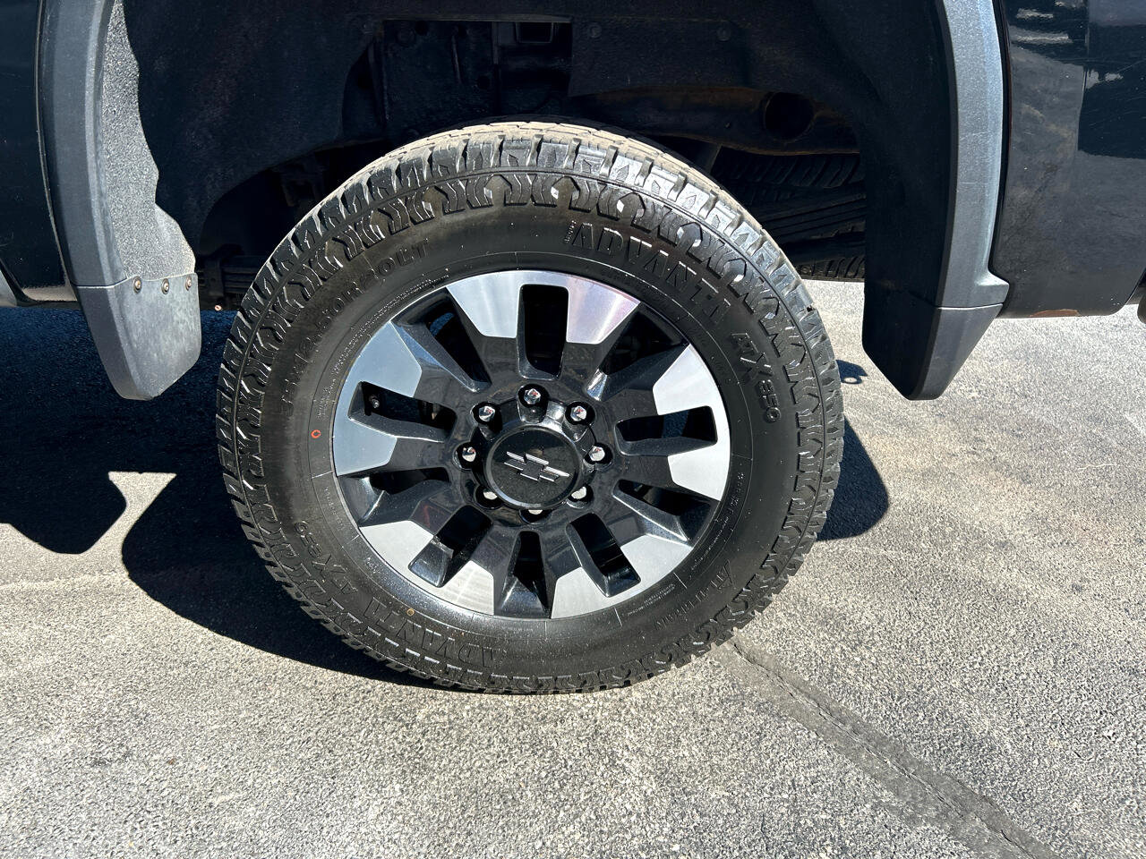 Used 2020 Chevrolet Silverado 2500 LT w/ All Star Edition image 14