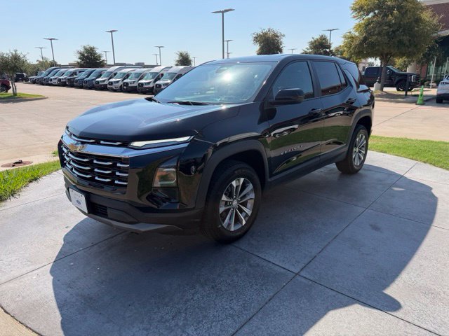 Used 2025 Chevrolet Equinox LT AWD/4WD image 3