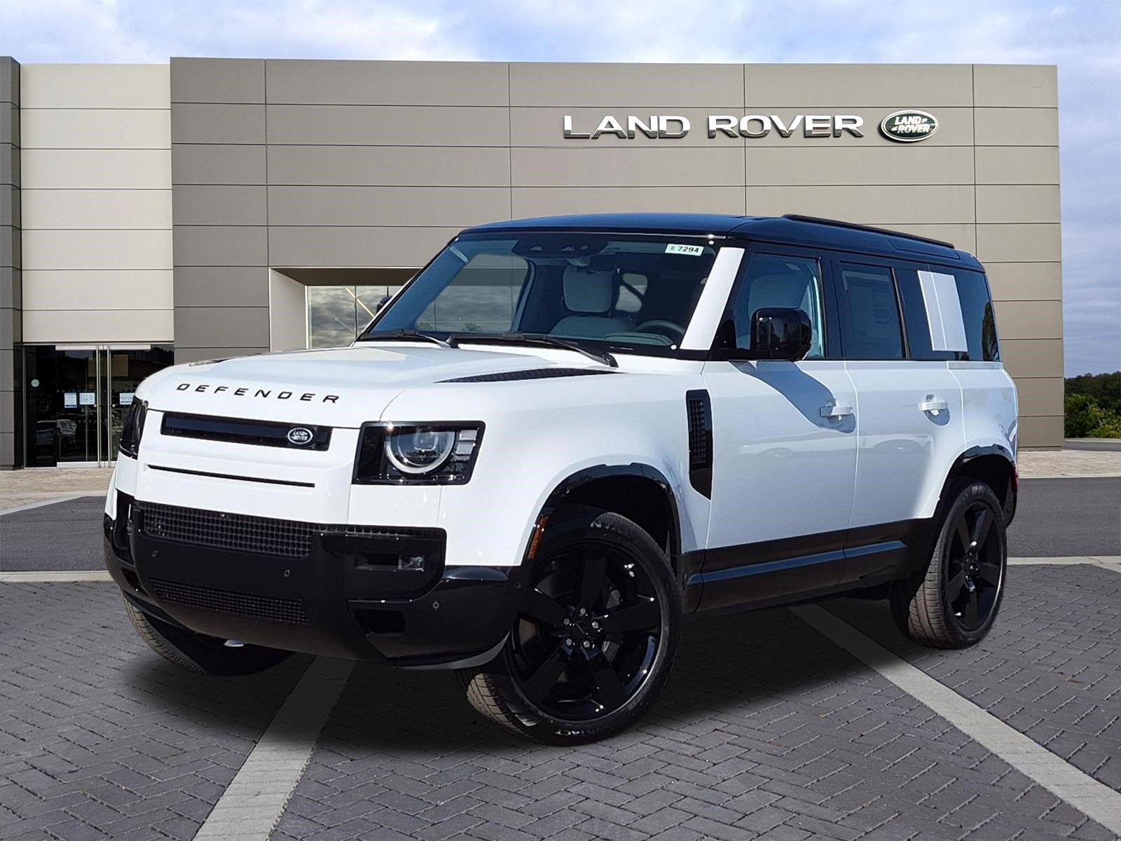 New 2026 Land Rover Defender 110 X-Dynamic SE AWD/4WD image 1