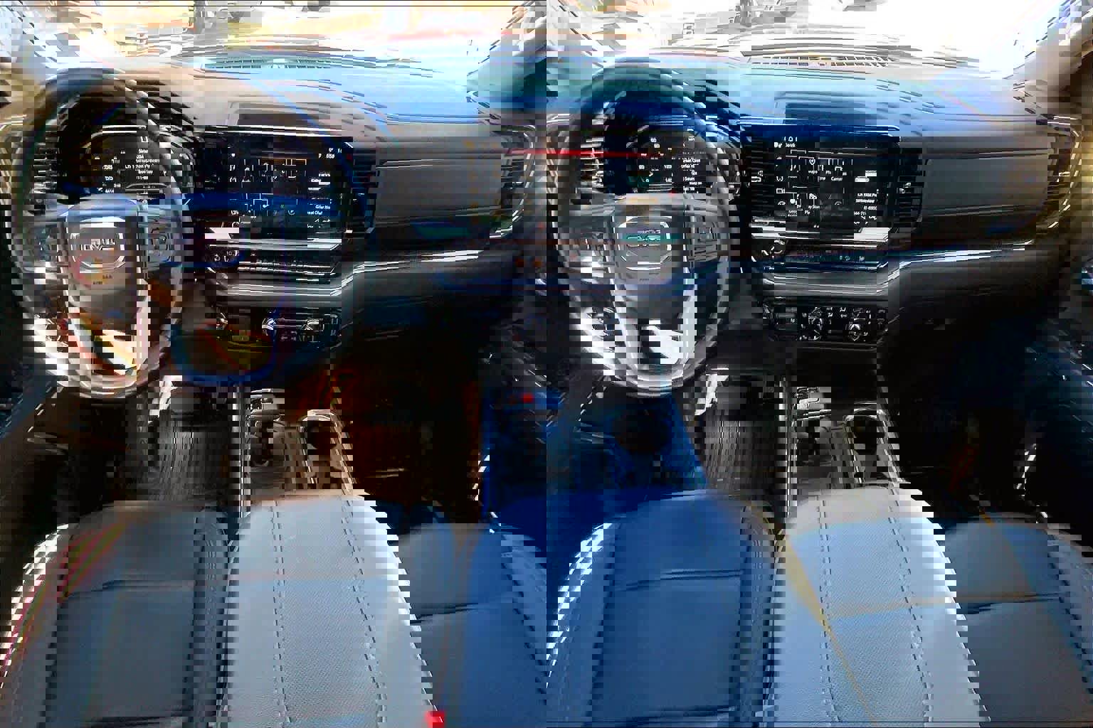 Certified 2024 GMC Sierra 1500 SLT image 15