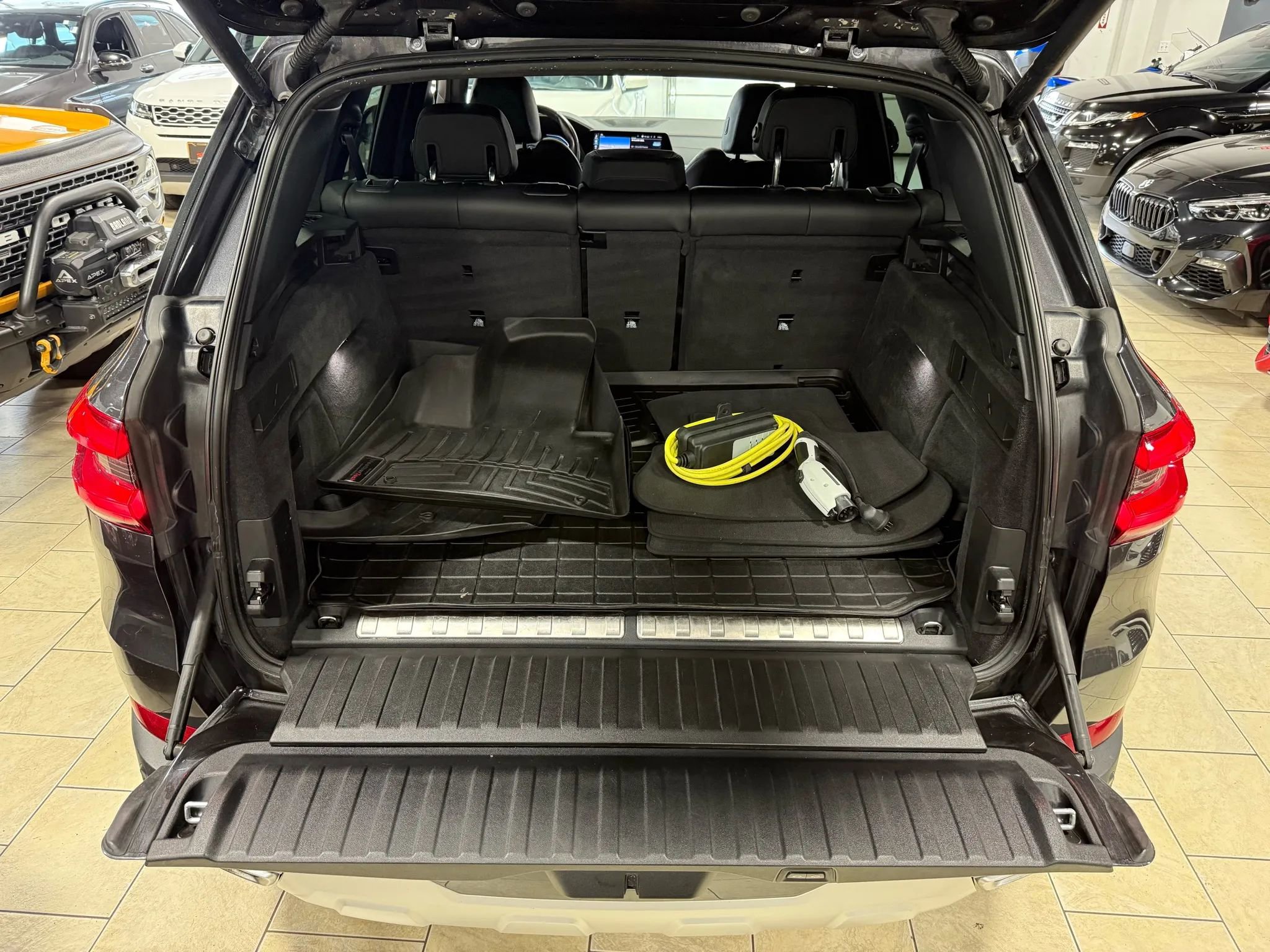 Used 2022 BMW X5 xDrive45e image 25