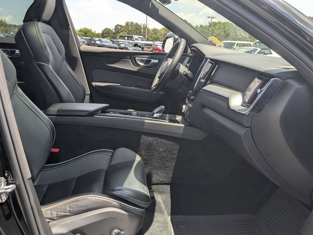 Used 2024 Volvo XC60 B5 Ultimate w/ Protection Package Premier AWD/4WD image 29