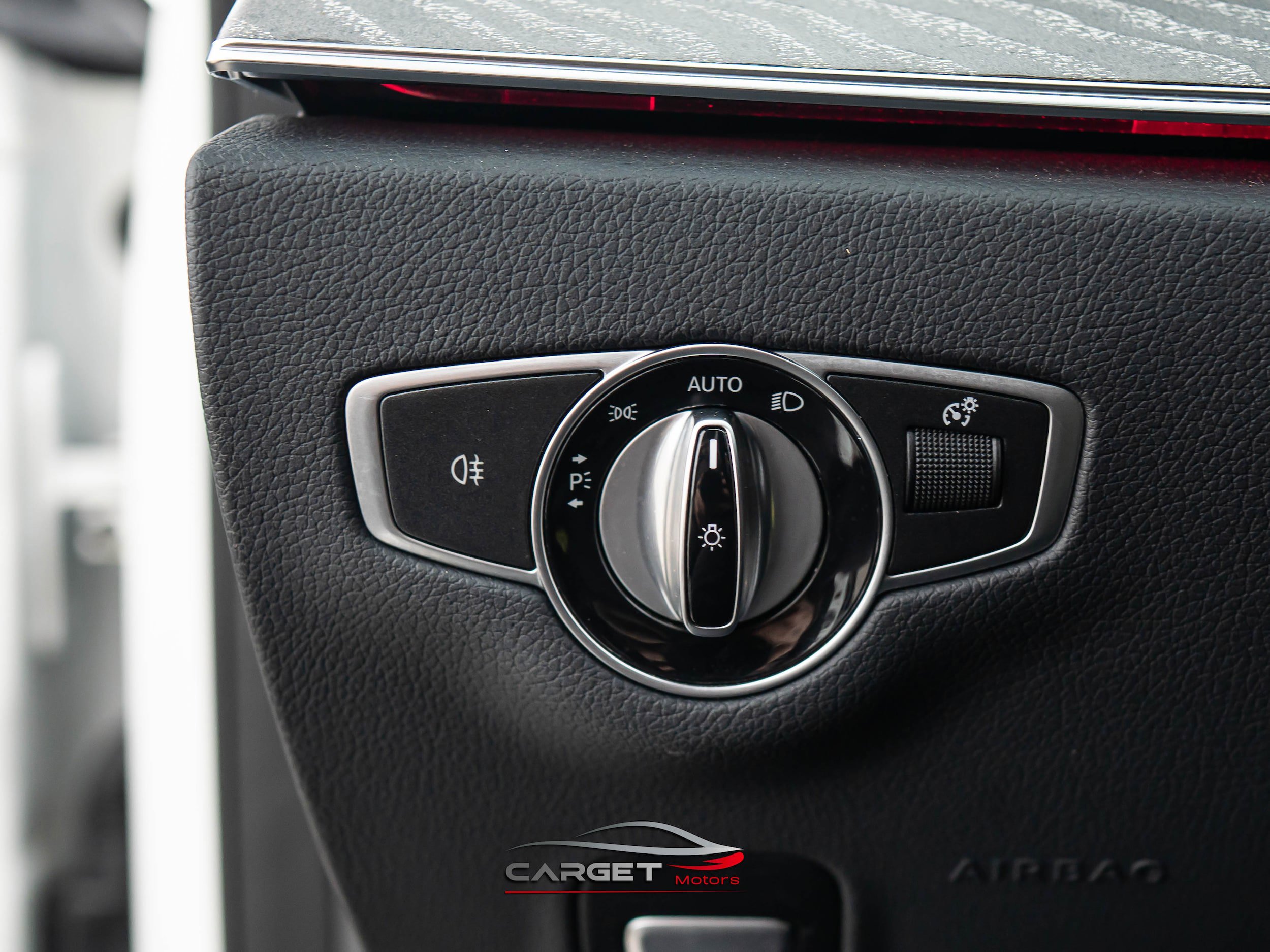 Used 2021 Mercedes-Benz E 350 Sedan w/ Premium Package image 37