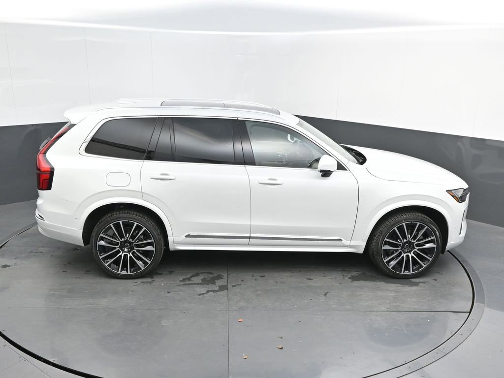 New 2026 Volvo XC90 B6 Plus w/ Protection Package Premier image 28