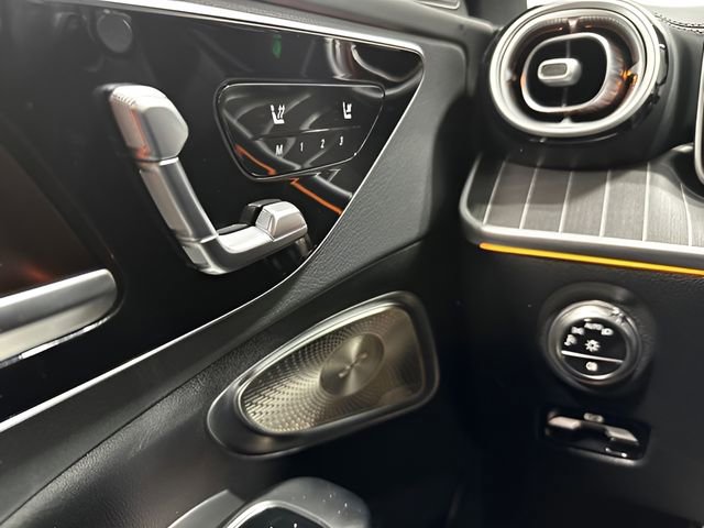 Used 2025 Mercedes-Benz C 300 4MATIC Sedan image 22