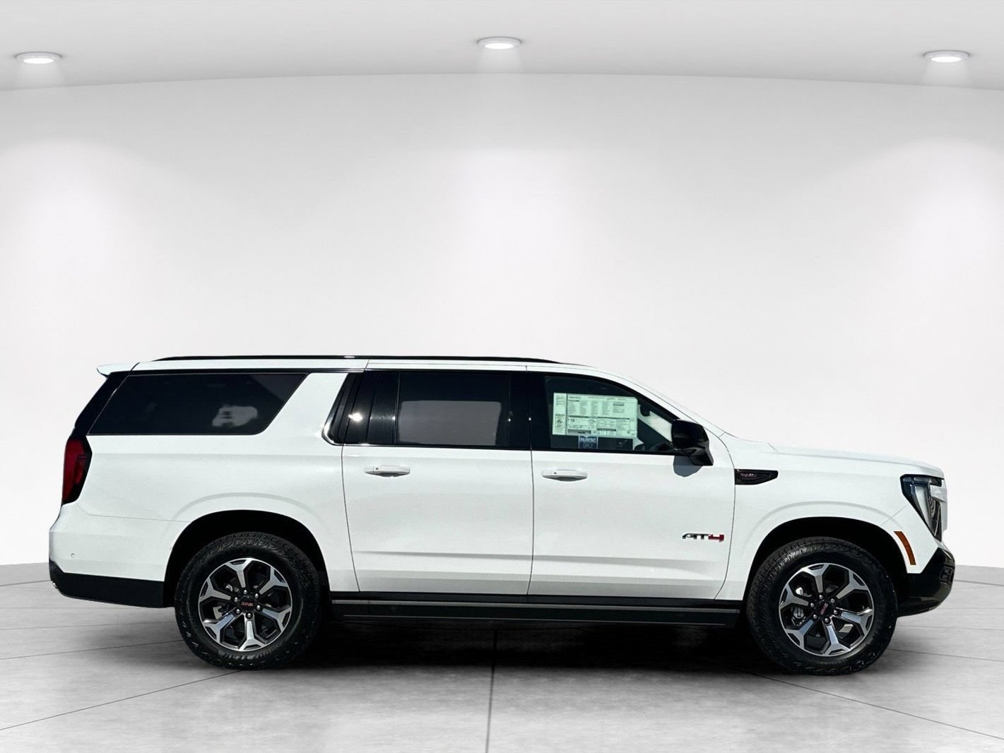 New 2026 GMC Yukon XL AT4 Ultimate AWD/4WD image 8