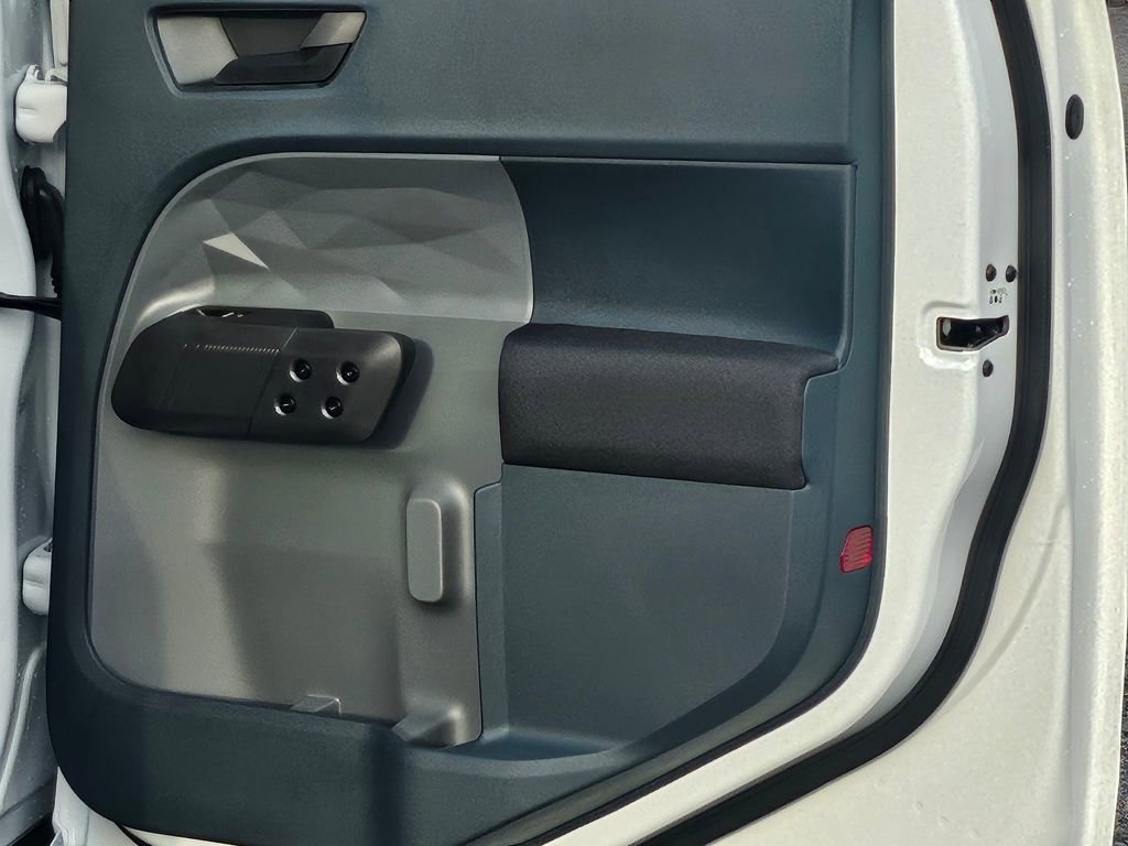 New 2026 Ford Maverick XL image 31