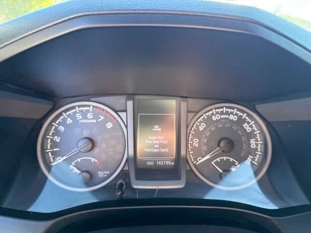 Used 2016 Toyota Tacoma TRD Off-Road AWD/4WD image 23