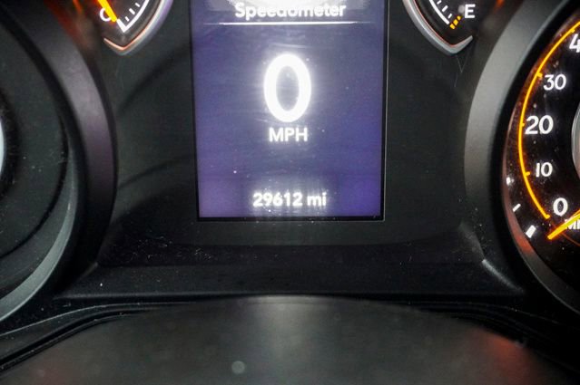 Used 2025 Jeep Gladiator Sport image 21