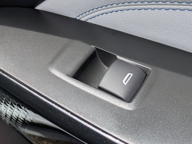 New 2026 Chevrolet Trax LT w/ Driver Confidence Package FWD image 32